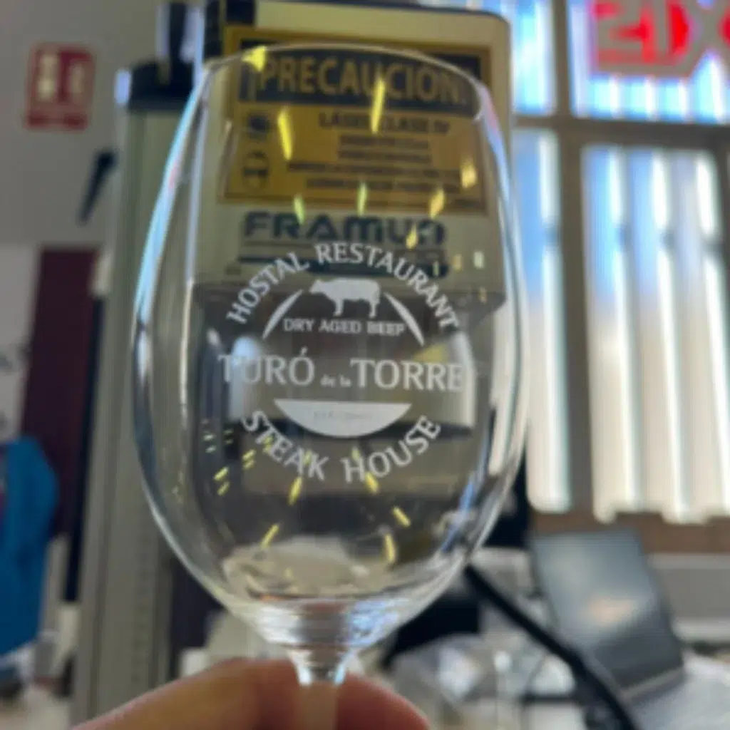 copa-grabada-con-maquinas-laser-de-framun-techno