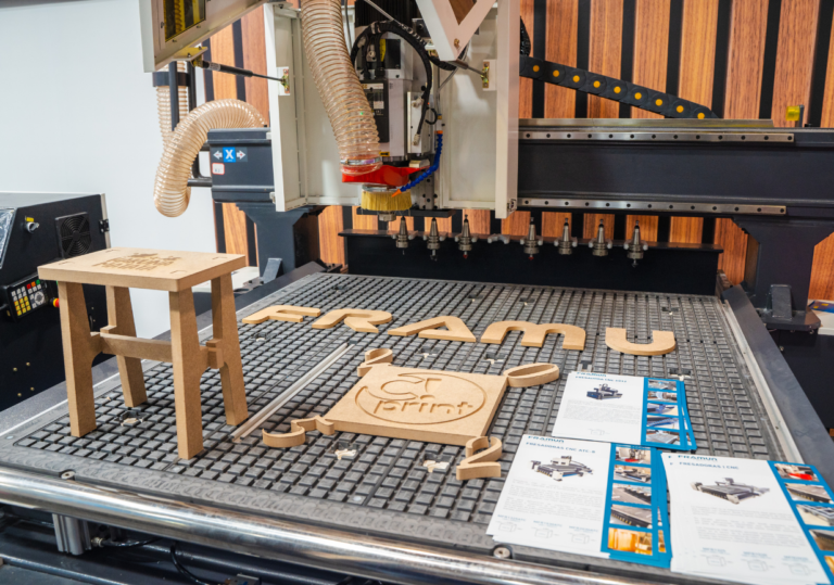 aplicacion-fresadora-cnc-en-madera