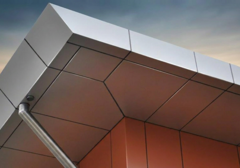 aplicaciones-fresadoras-cnc-en-panel-compuesto-de-aluminio