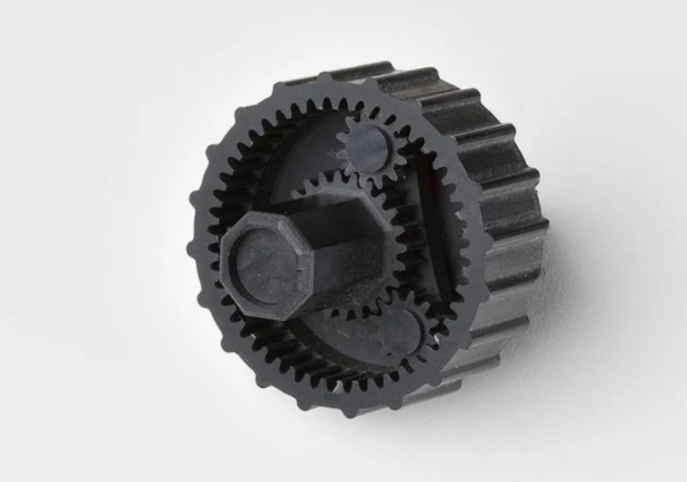 uso de pantografo para grabar y cortar piezas técnicas