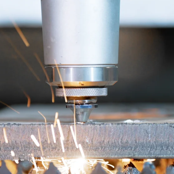 corte laser de planchas gruesas de metal